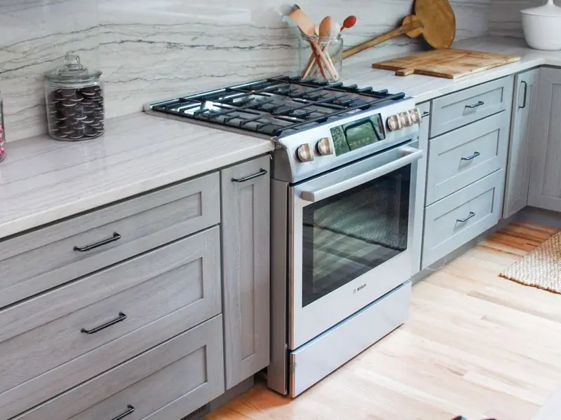 A customer kitchen finished in Nova Light Gray cabinets